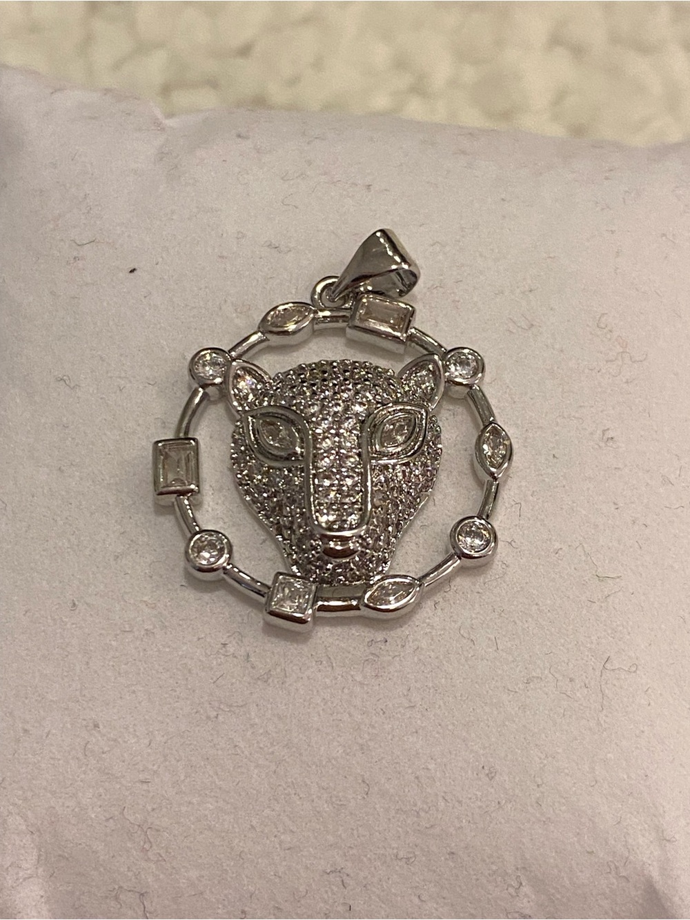 Pavé Panther Pendant in Shiny Silver Tone